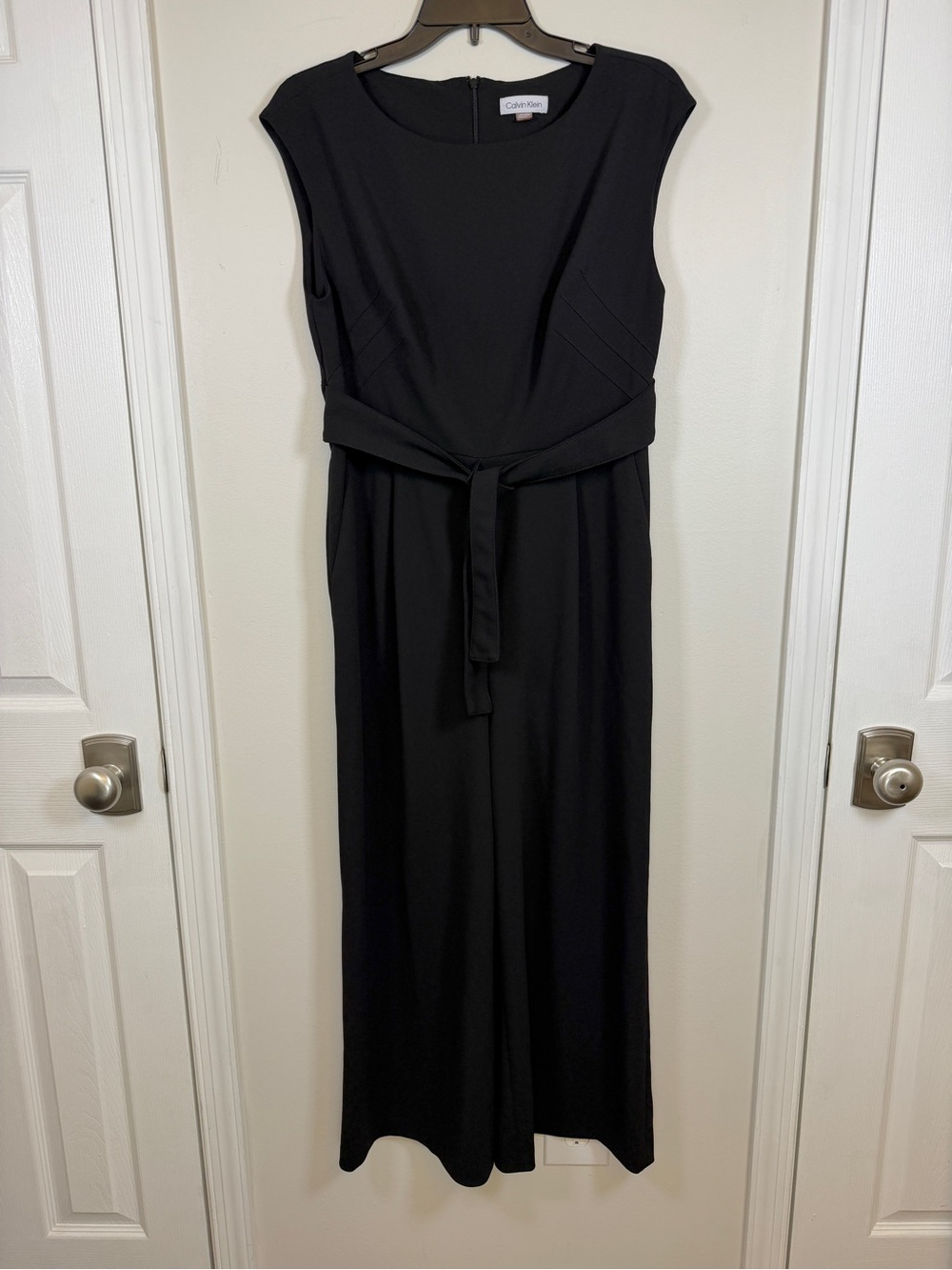 Calvin Klein Black Tie Waist Wide Leg Jumpsuit Cap Sleeveless Crepe Size 10